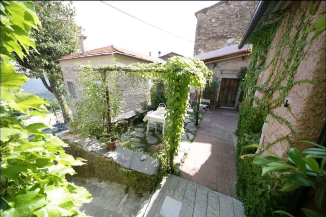 Casale Maria Mafalda Pieve di Teco Exterior foto